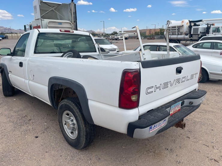 #1877-•-2003-chevy-silverado-pick-up-truck-(has-nm-title)-(offsite-at-nmsu)-image-6