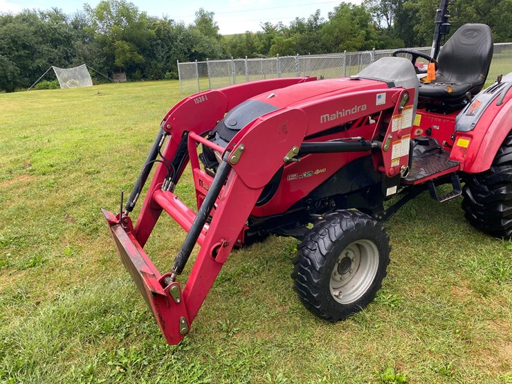 mahindra-1538-hst-image-10