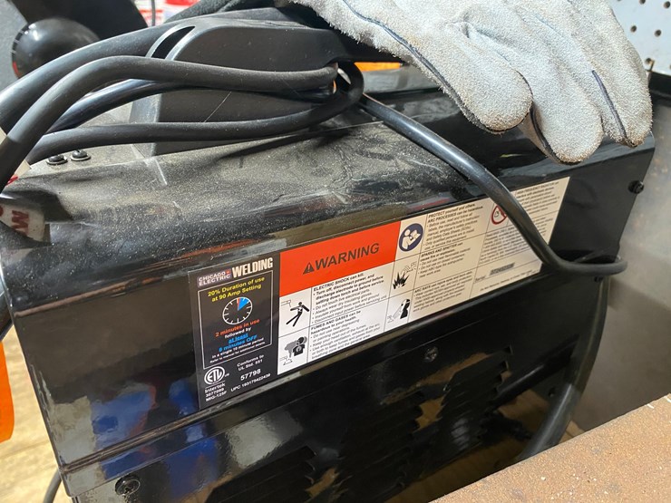 #6267-•-chicago-electric-flux-welder-image-3
