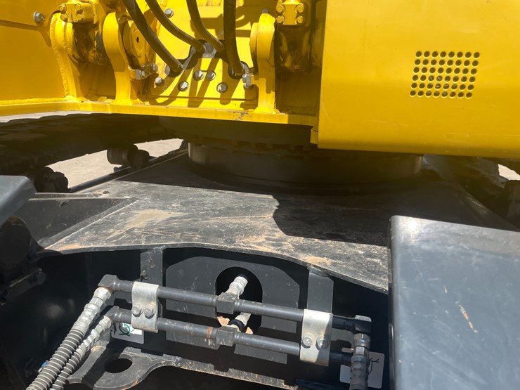 2019-komatsu-pc138us-image-49