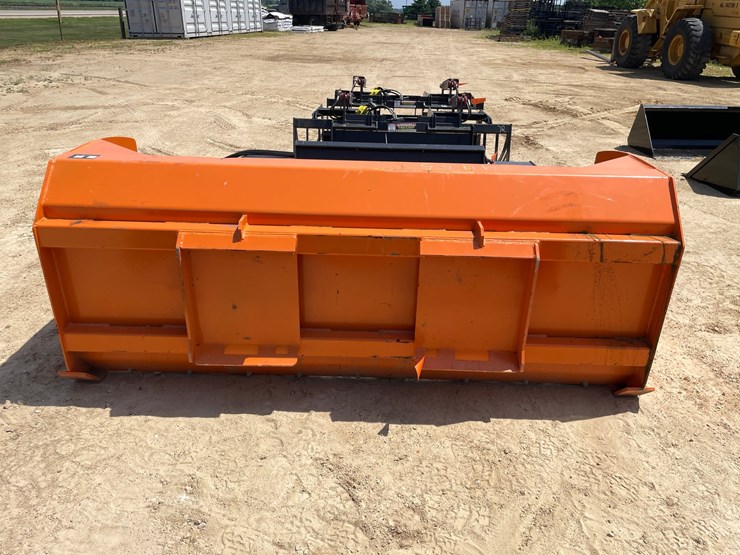 #2244-•-new-84"-skid-steer-snowpusher-attachment-image-6