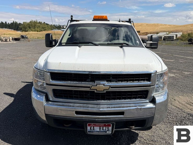 2008-chevrolet-silverado-3500-image-8