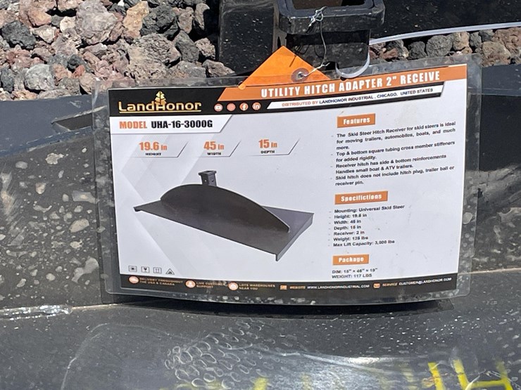 #2434-•-unused-2026-landhonor-skid-steer-utility-hitch-adapter-attachment-image-1