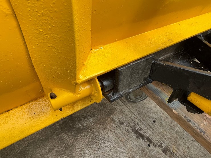 #511-•-meyers-7'-6"-skid-steer-mount-snow-plow-(eau-claire,-wi)-image-10
