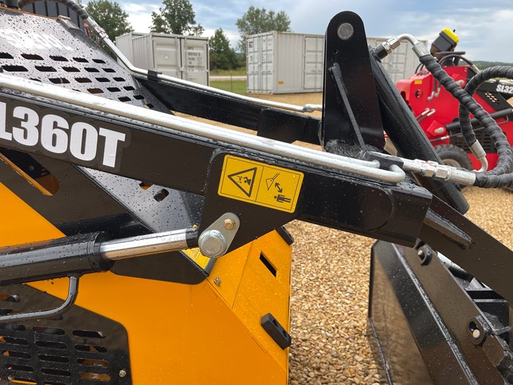 #1265-•-sdlool-skid-steer-loader-image-15