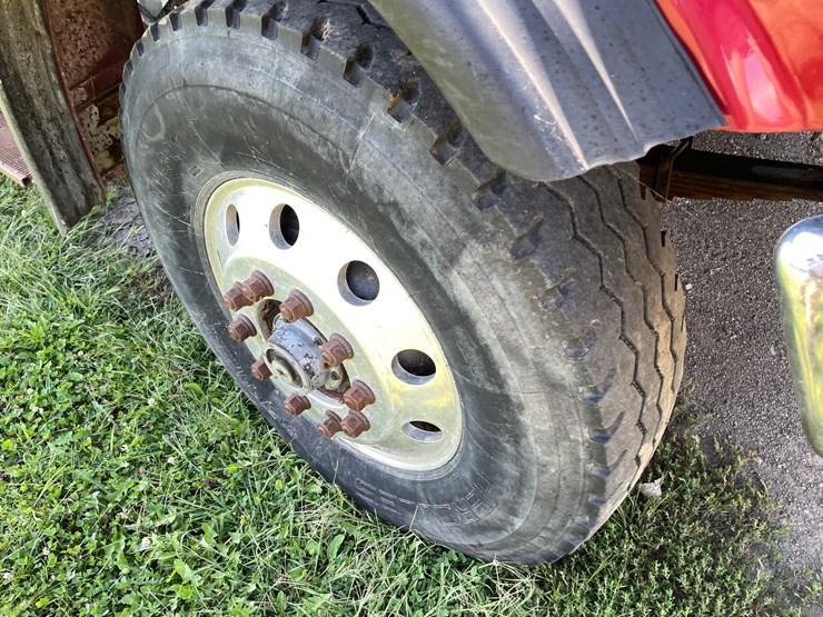 #204-•-1997-ford-4202l-garbage-truck-(has-mn-title)(clarks-grove,-mn)-image-5