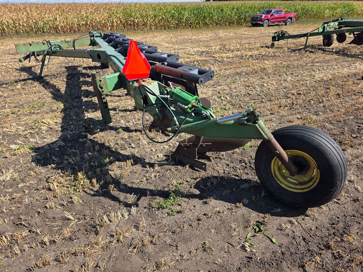 john-deere-2700-image-8