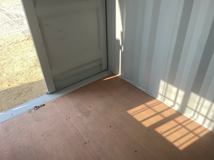 #2529-•-9'-container-office-image-22