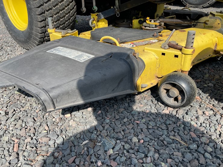 2010-john-deere-2305-image-31