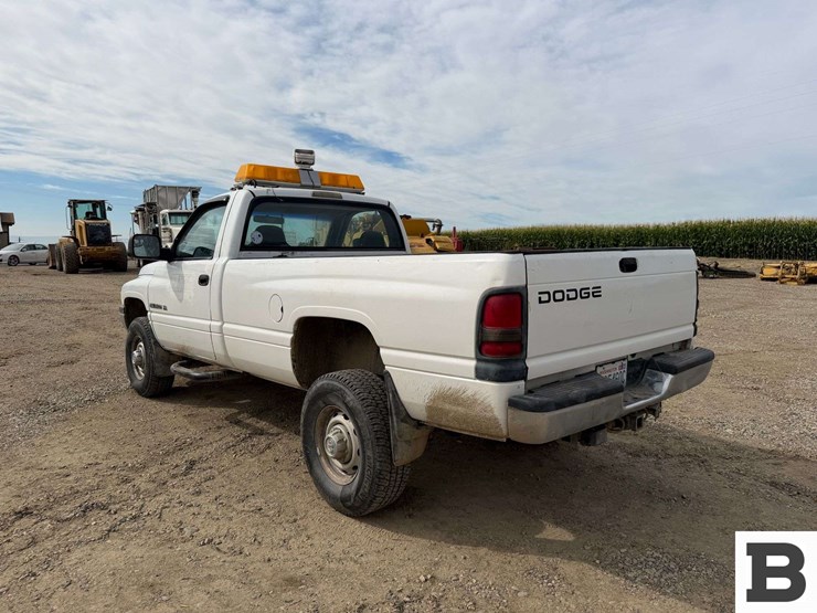 2001-dodge-ram-2500-image-3