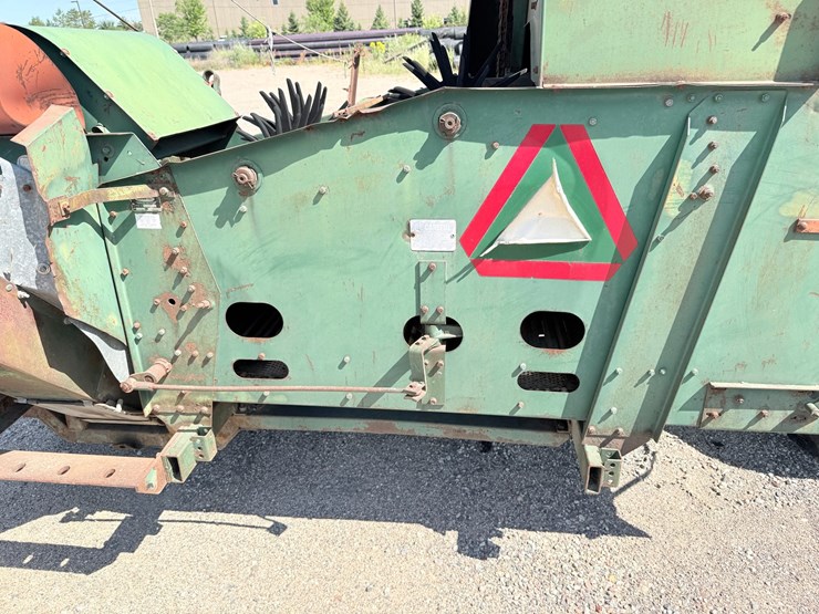 #620-•-new-idea-corn-picker-(rogers,-mn)-image-30