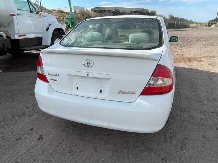 #1853-•-2002-toyota-prius-(title-in-delay)-image-80