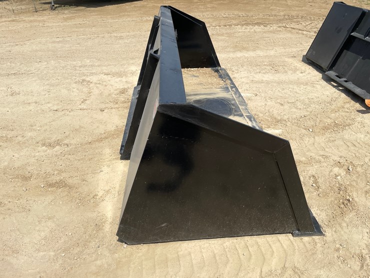#2246-•-new-swict-96"-snow-skid-steer-bucket-image-4