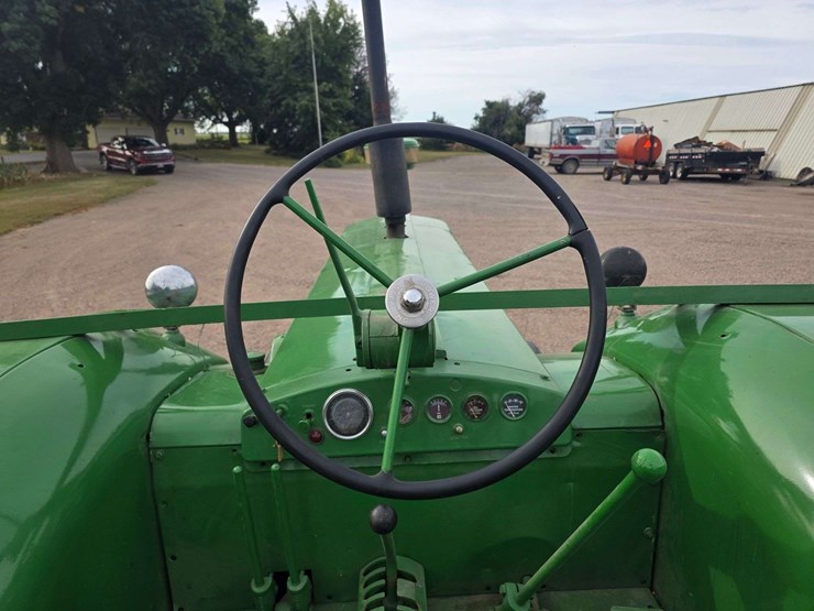 1955-john-deere-80-image-39
