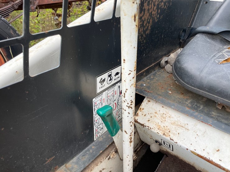 bobcat-310-image-37