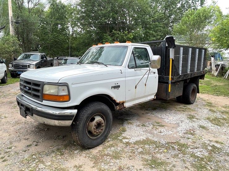 1995-ford-f350-image-1