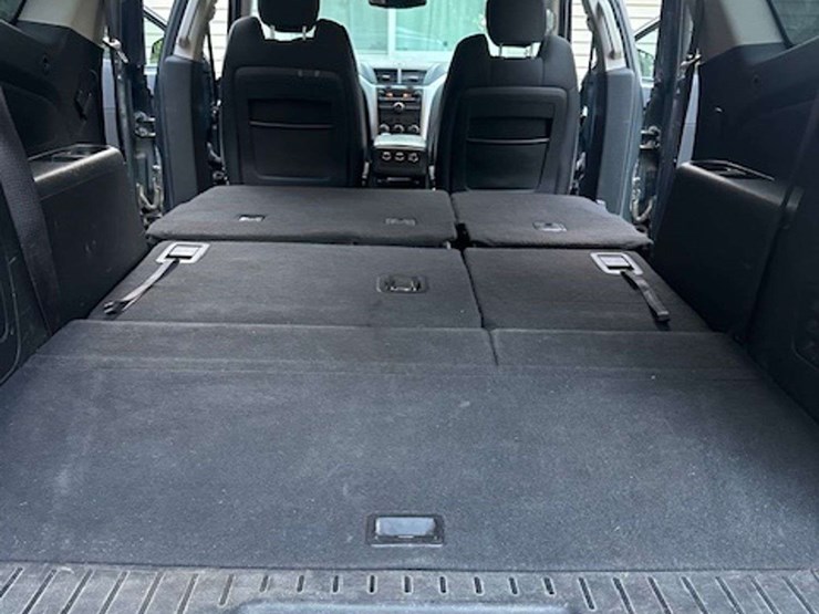 2011-chevrolet-traverse-image-17