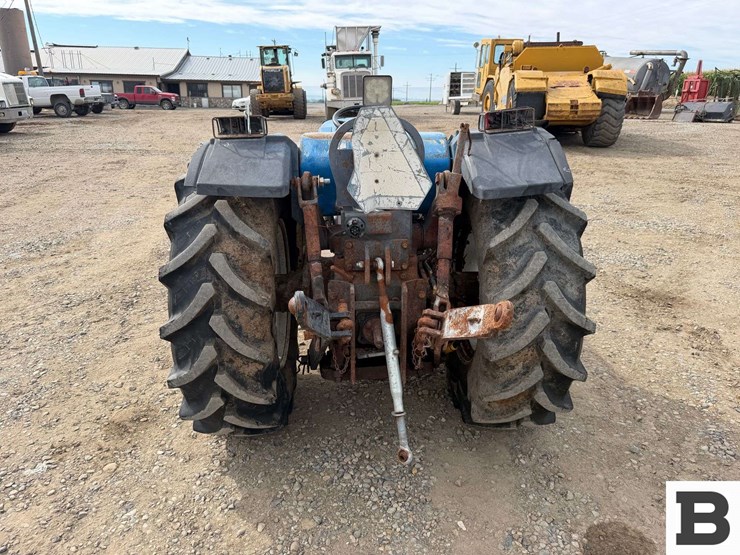 ford-tractor-image-4