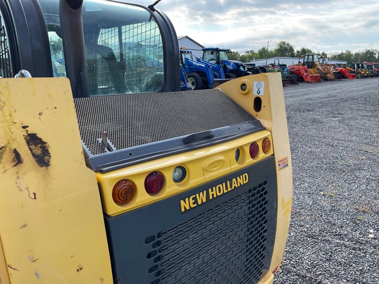 2021-new-holland-l316-image-21
