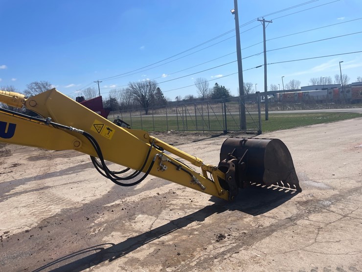 2019-komatsu-pc138us-image-83