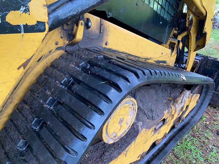2019-caterpillar-259d-image-29