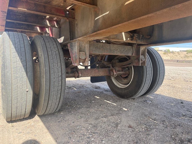 fruehauf-flatbed-image-20