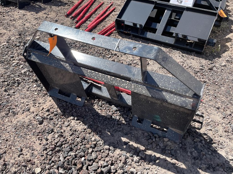 #2424-•-unused-2026-landhonor-skid-steer-bale-spear-image-5