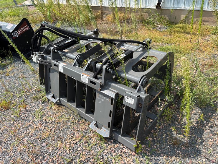 #514-•-2023-berlon-66"-grapple-(barron,-wi)-image-3