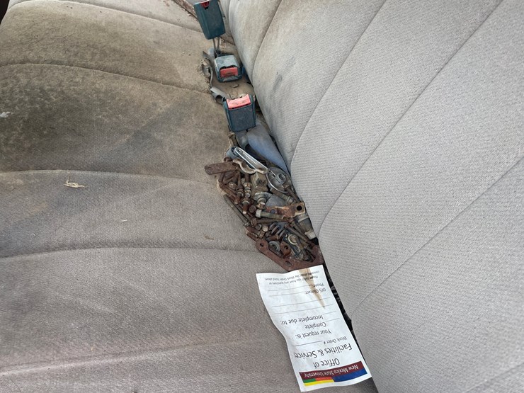 #1875-•-1992-chevy-1/2-ton-pickup-truck-(has-nm-title)-(offsite-at-nmsu)-image-39
