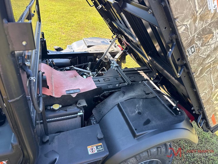 2024-kubota-rtv-x1100c-image-12