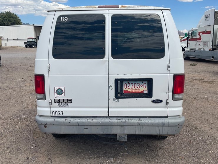2000-ford-e350-image-4