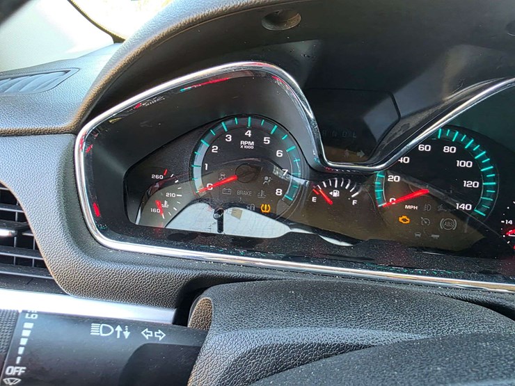 2014-chevrolet-traverse-lt-image-30