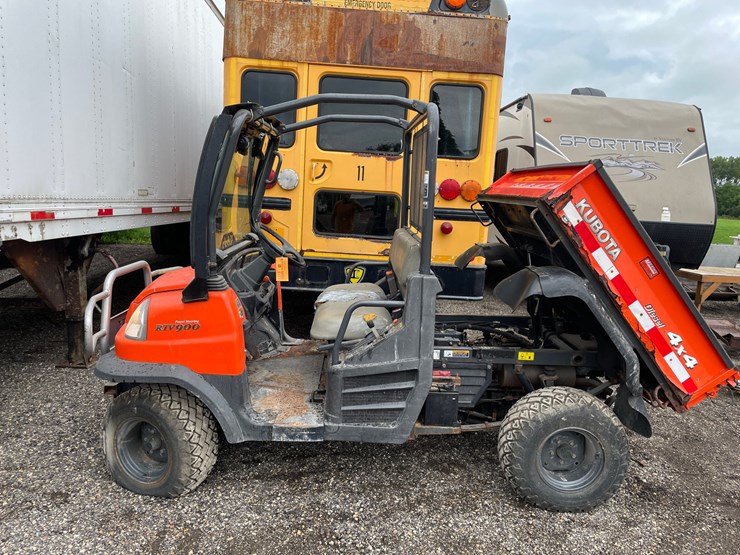 kubota-rtv900-image-15