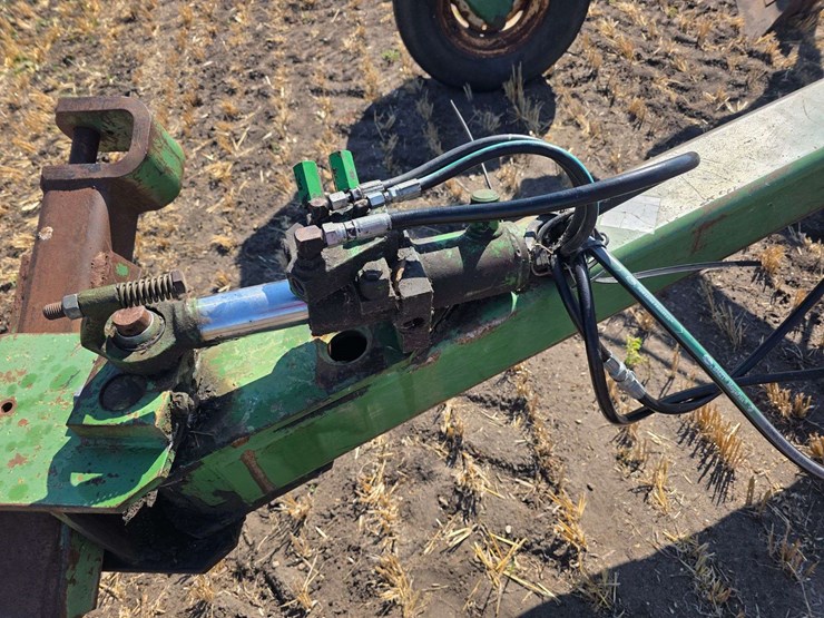 john-deere-2700-image-15
