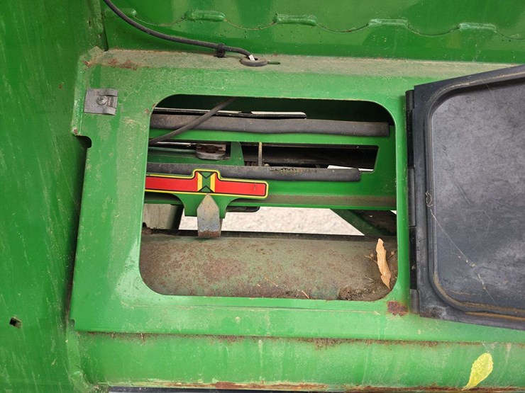 2011-john-deere-640fd-image-41