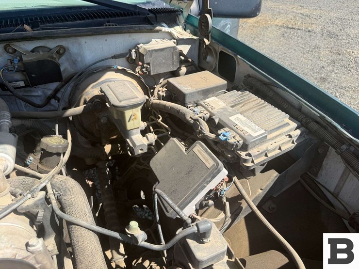 1999-chevrolet-2500-image-38
