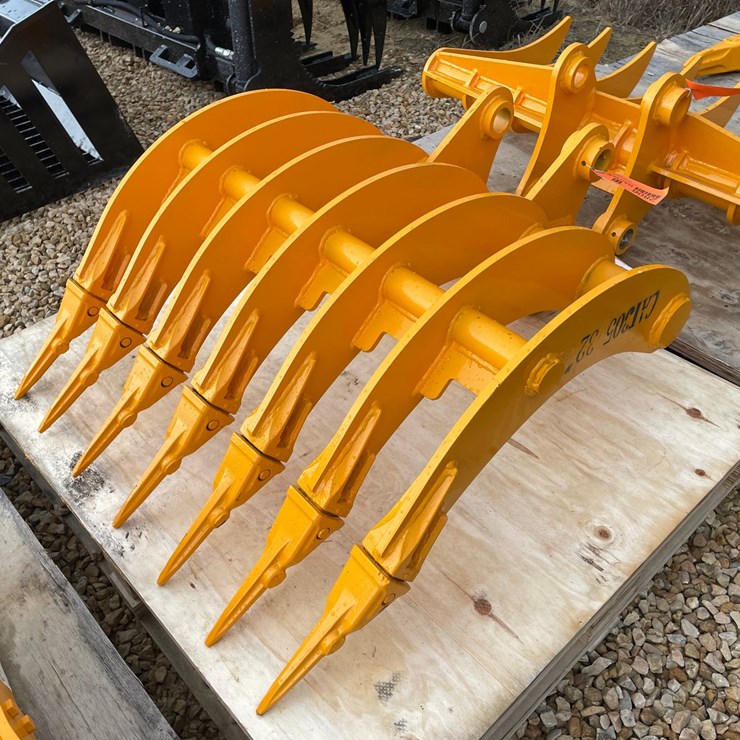CATERPILLAR 305