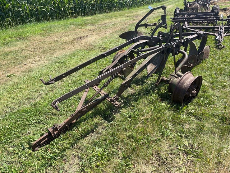 john-deere-14-image-1