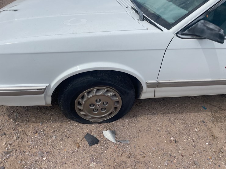 #1884-•-1994-pontiac-ciera,4-door-sedan-(has-nm-title)-(offsite-at-nmsu)-image-8