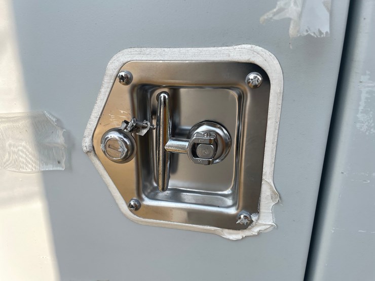 #2529-•-9'-container-office-image-12