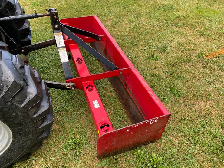 mahindra-1538-hst-image-40