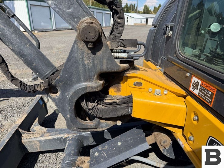 2012-deere-50g-image-16