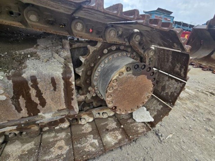 2012-hitachi-zx350-lc-image-26