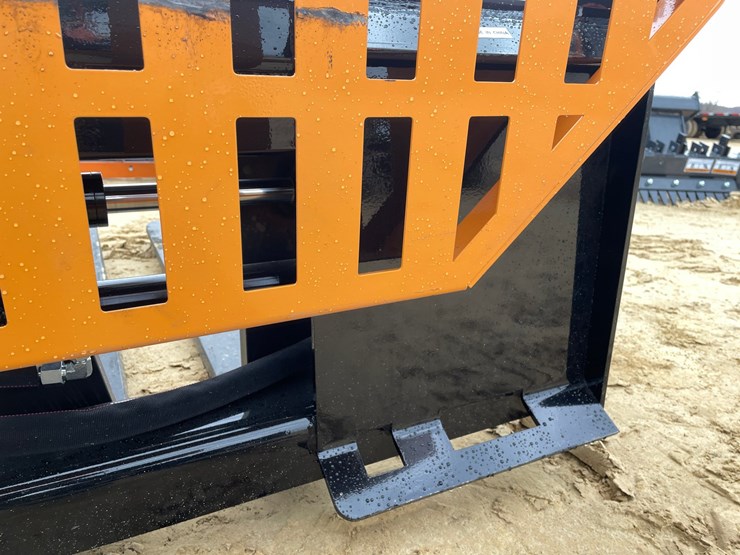 #2532-•-new-wolverine-pallet-fork-with-hydraulic-adjustable-image-18