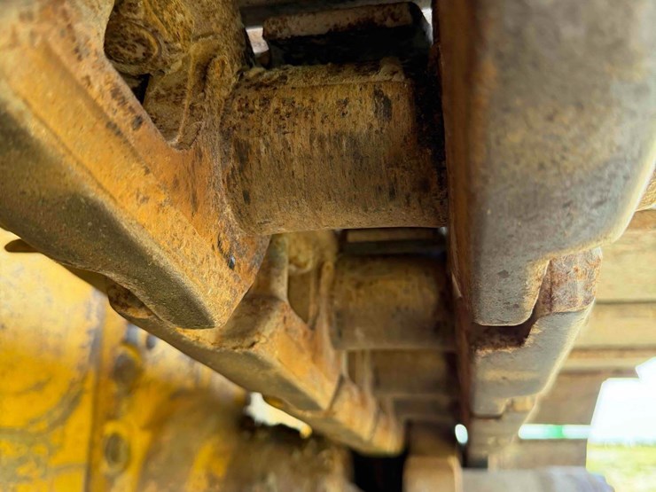 2014-deere-655k-image-23