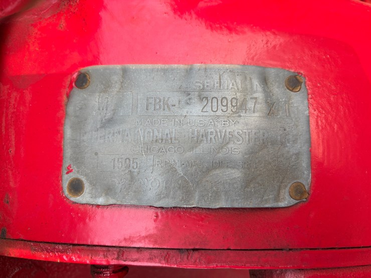 1949-farmall-m-tractor-image-9