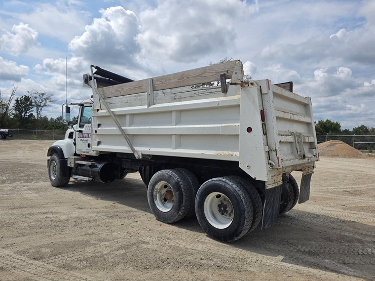 #25405-•-2003-mack-cv713-granite-truck-image-9