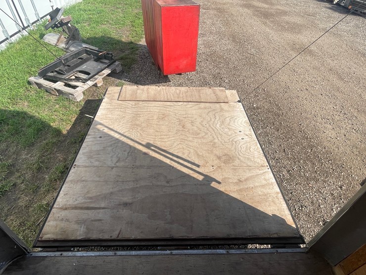 #2413-•-12'-single-axle-enclosed-trailer-(no-title)-image-36