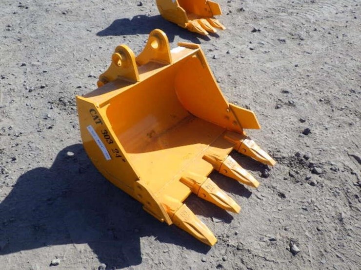 caterpillar-303-image-1