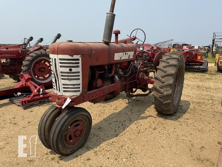 1958-farmall-450-image-3